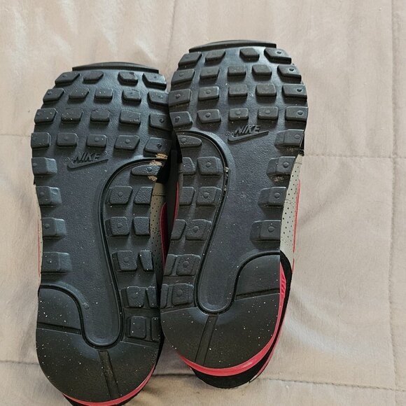 Nike Sneakers - Picture 3 of 5